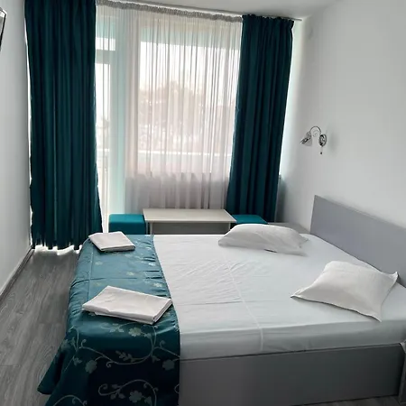 Minerva Hotel 2*
